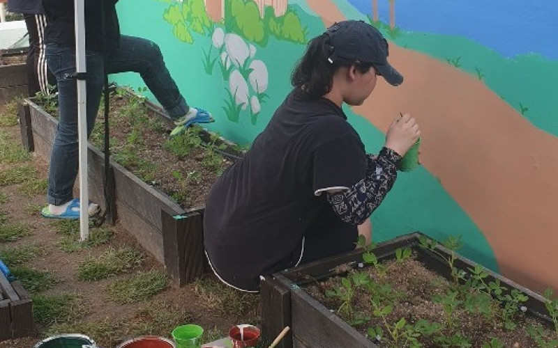대경대 유아교육과 교재교구 동아리 &#034;늘솜&#034; 벽화그리기 봉사 활동 진행